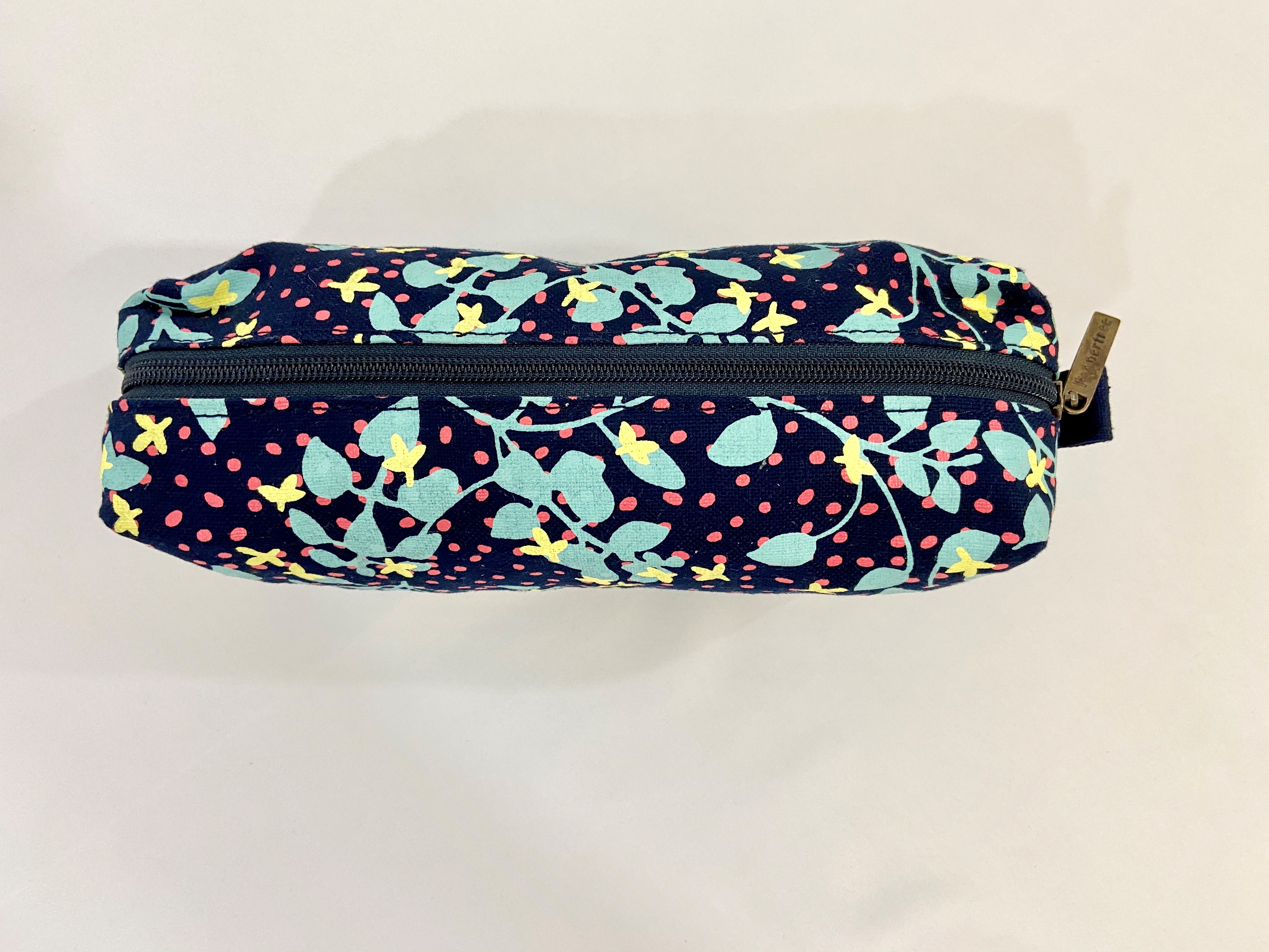 Cosmetic bag-1163